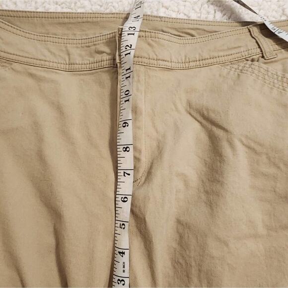 Lane Bryant  Womens Khaki Golf Shorts Bermuda Walking‎ Casual Activewear plus 22 - Picture 5 of 6